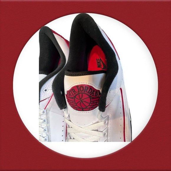 New Nike Air Jordan 2 Retro Low Chicago 2016 Sz 18 Red White Black OG 832819-101 - Picture 7 of 15